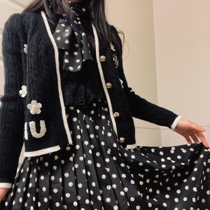 80s Leslie Fay petite pleated polka dot midi skirt with scarf